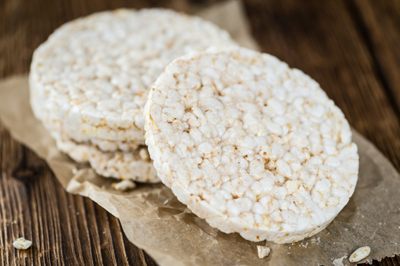 Tortitas de arroz caseras, un snack saludable