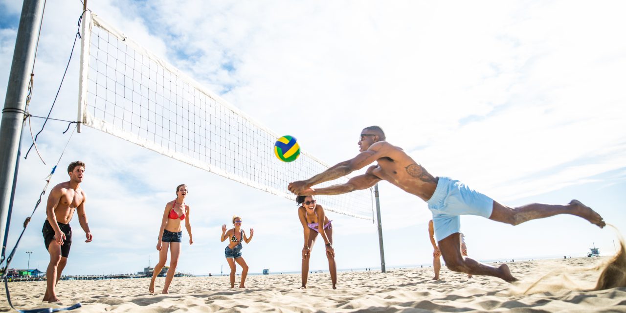 Voley playa, descubre los beneficios de practicarlo