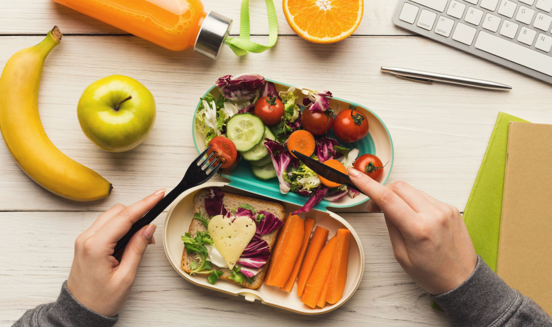 El 'tupper' arrasa en la oficina, Nutrición