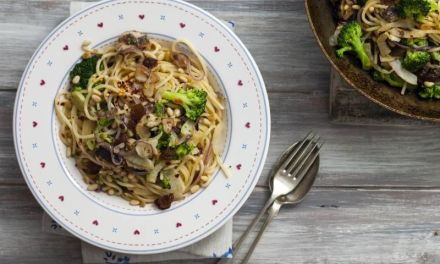 Spaghettini con brócoli y chipirones