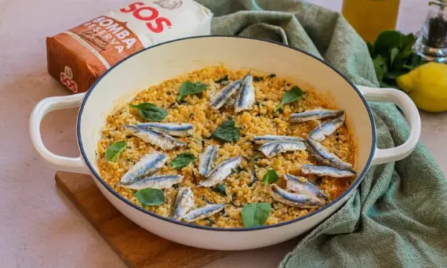 Arroz con boquerones y espinacas