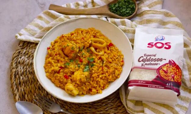 Arroz meloso con calamares y rape