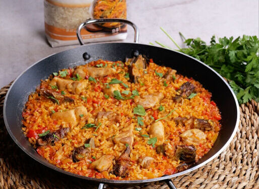 Arroz con alcachofas y pollo