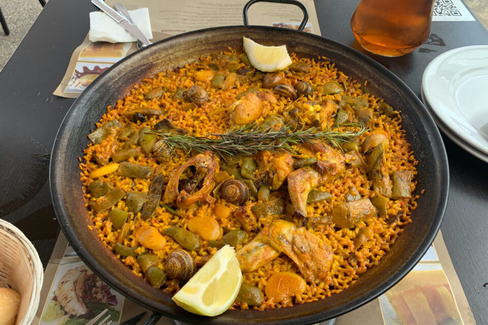 Paella vs. fideuá: un dilema gastronómico
